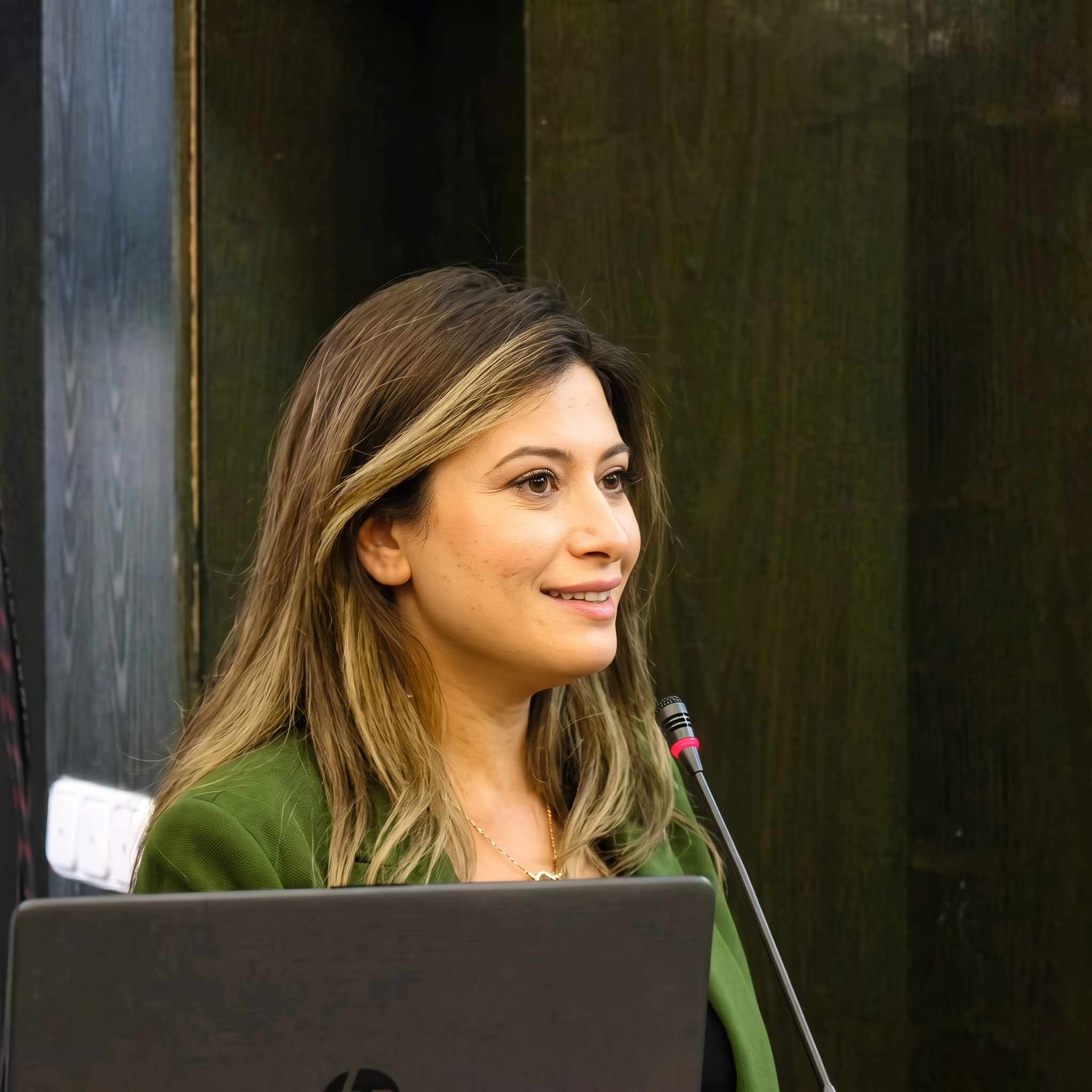 Mme Raghda Bel Haj Hamouda