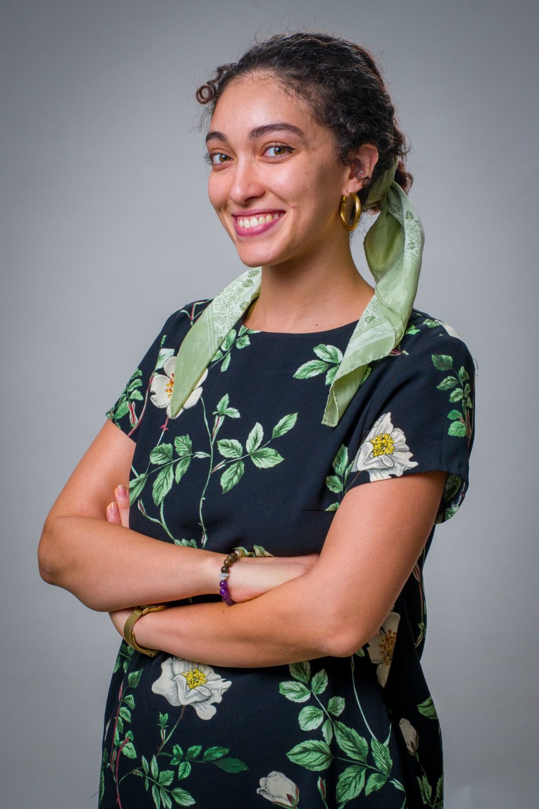 Mme Yasmine Ansari